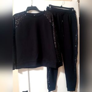 Top and pants for women brand new size medium